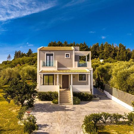 Valeria Private Villa Plános Екстериор снимка