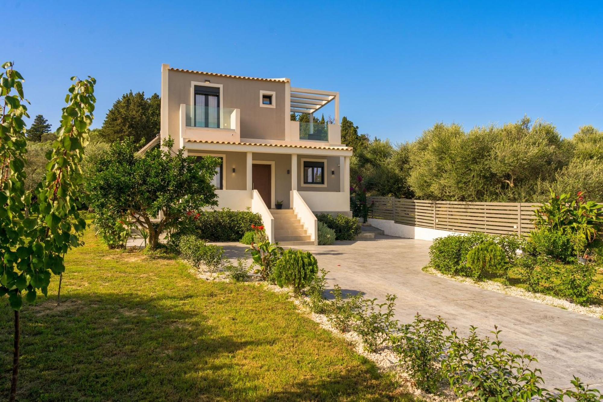 Valeria Private Villa Plános Екстериор снимка
