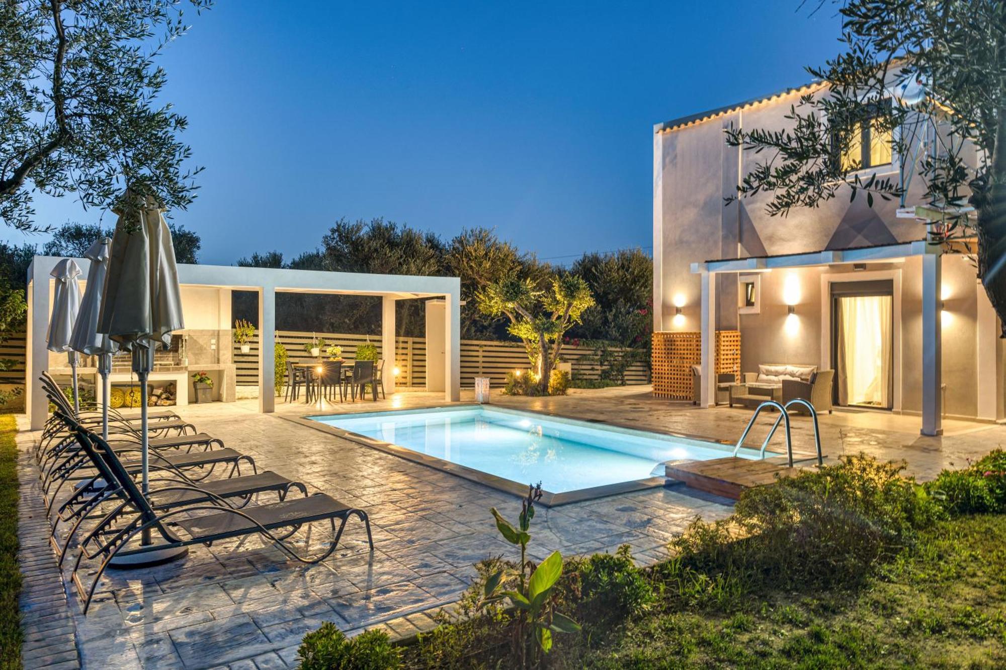 Valeria Private Villa Plános Екстериор снимка