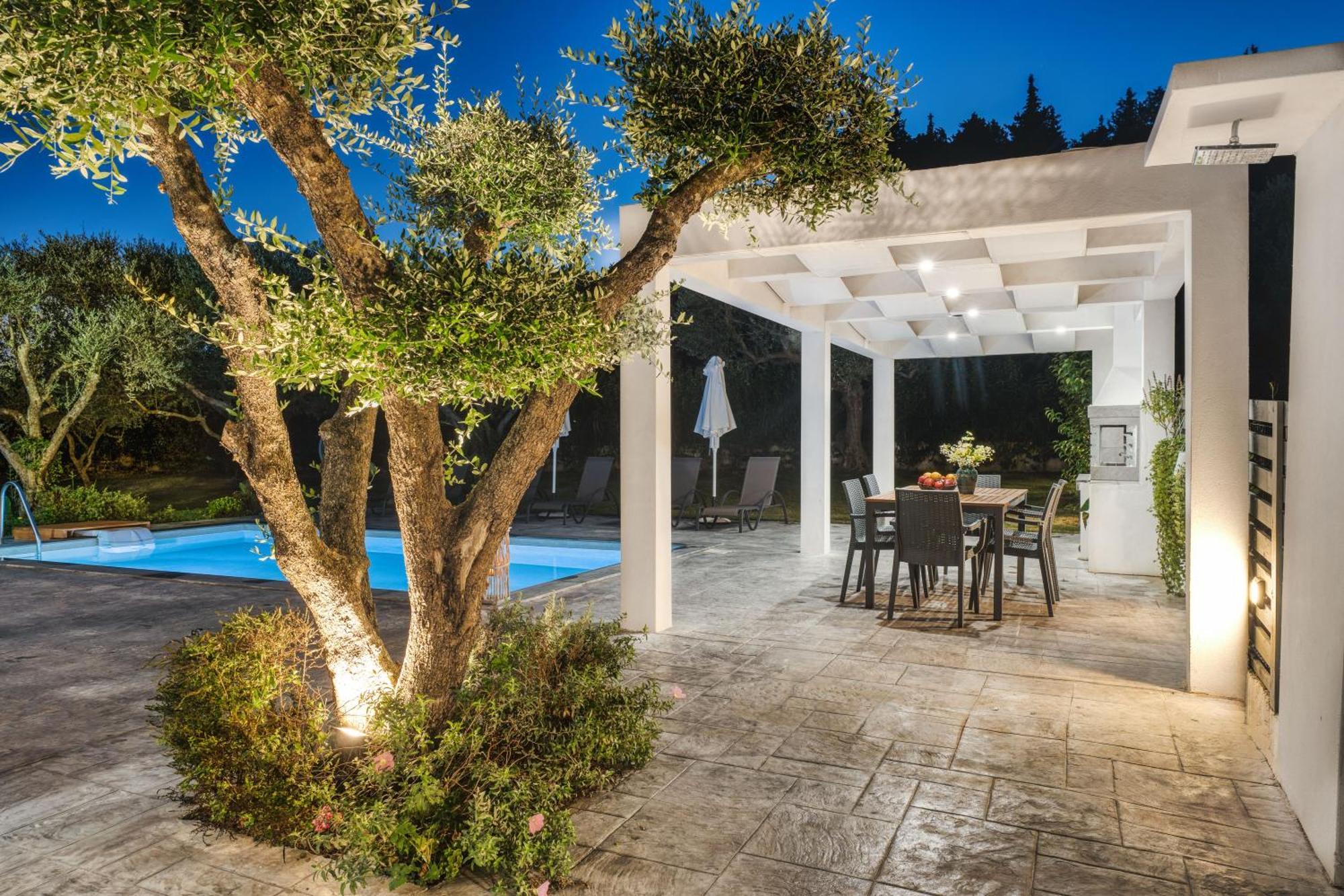 Valeria Private Villa Plános Екстериор снимка