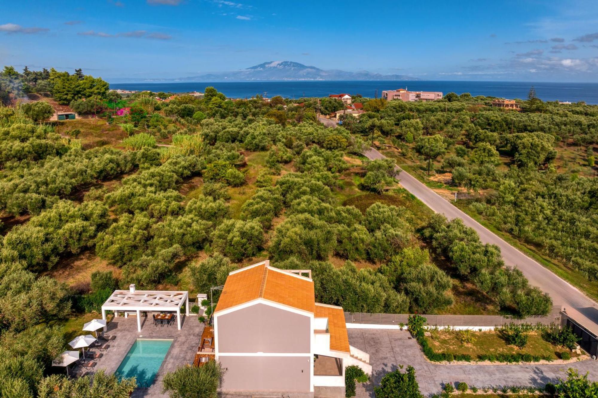 Valeria Private Villa Plános Екстериор снимка