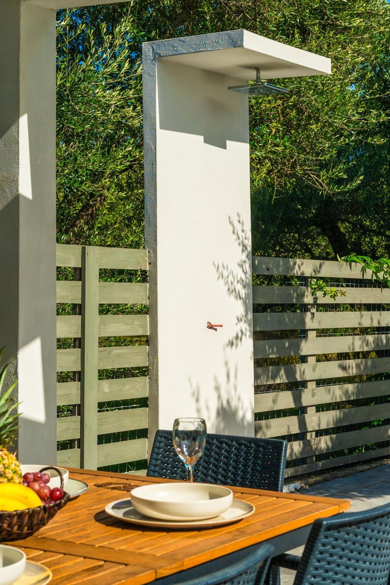 Valeria Private Villa Plános Екстериор снимка