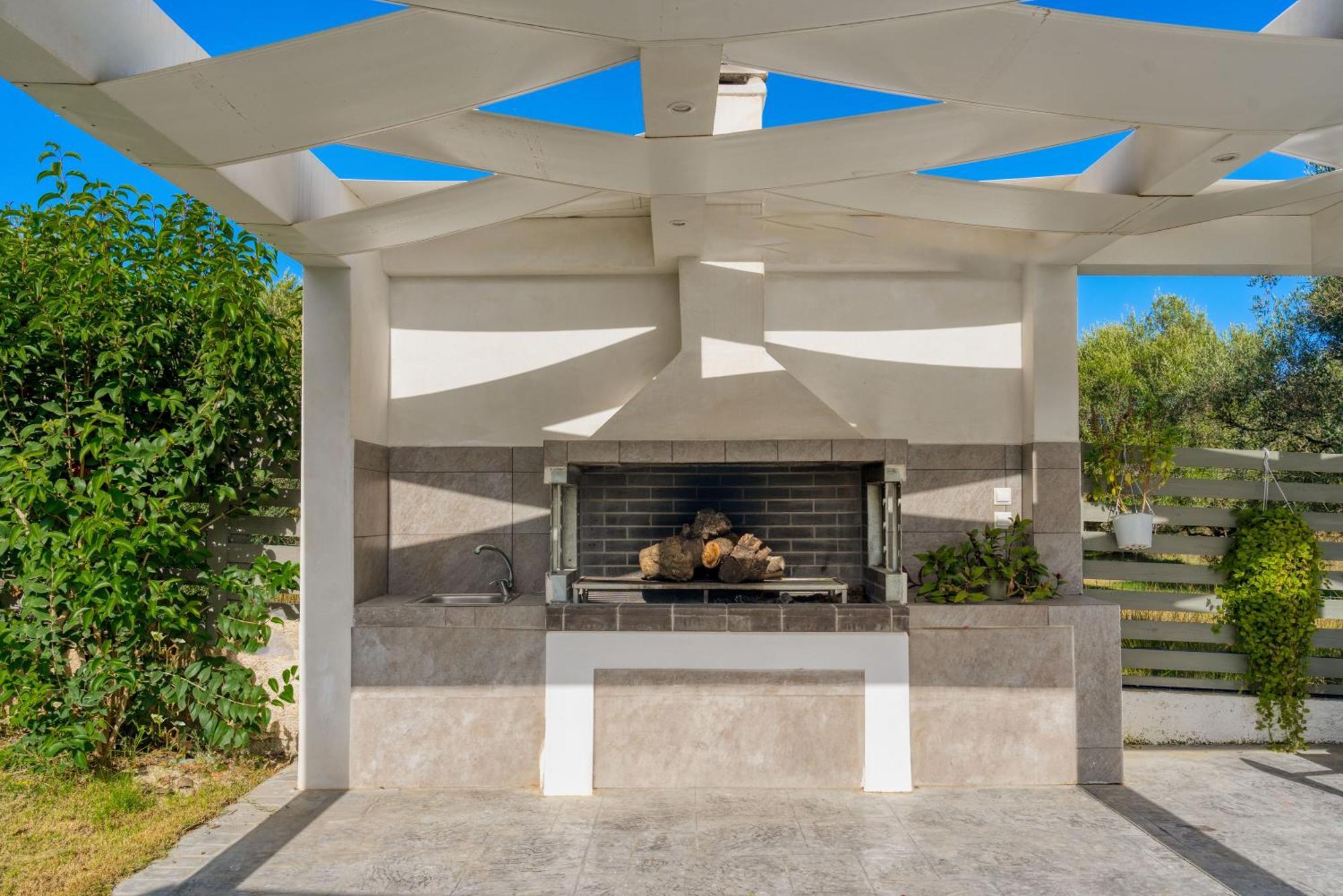 Valeria Private Villa Plános Екстериор снимка