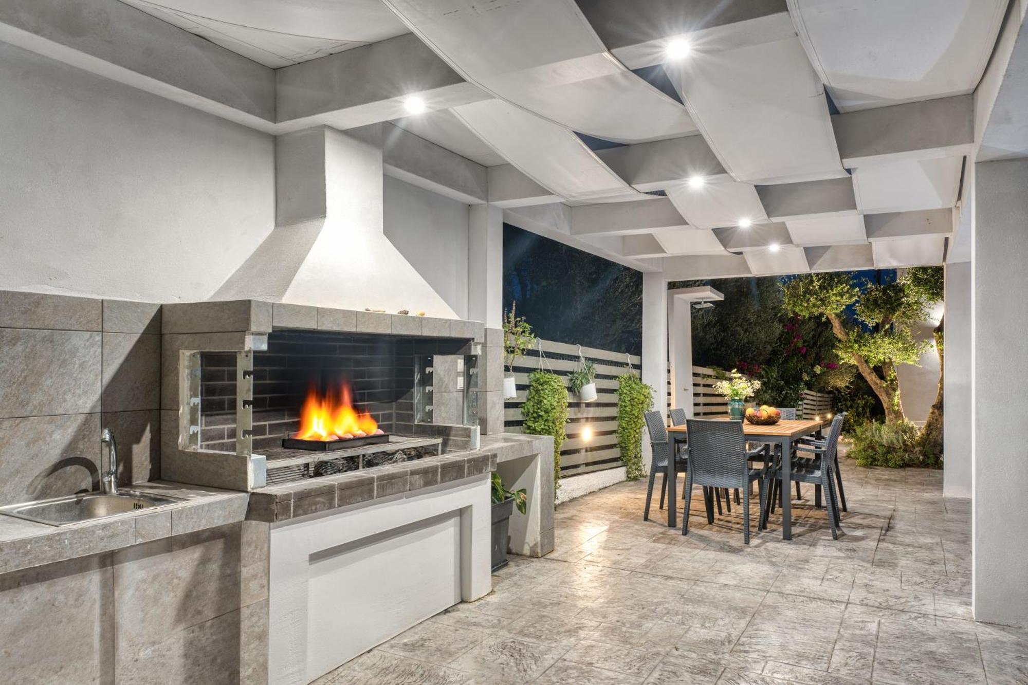 Valeria Private Villa Plános Екстериор снимка