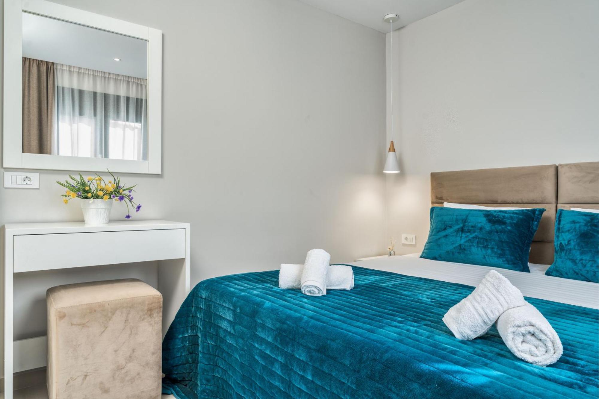Valeria Private Villa Plános Екстериор снимка